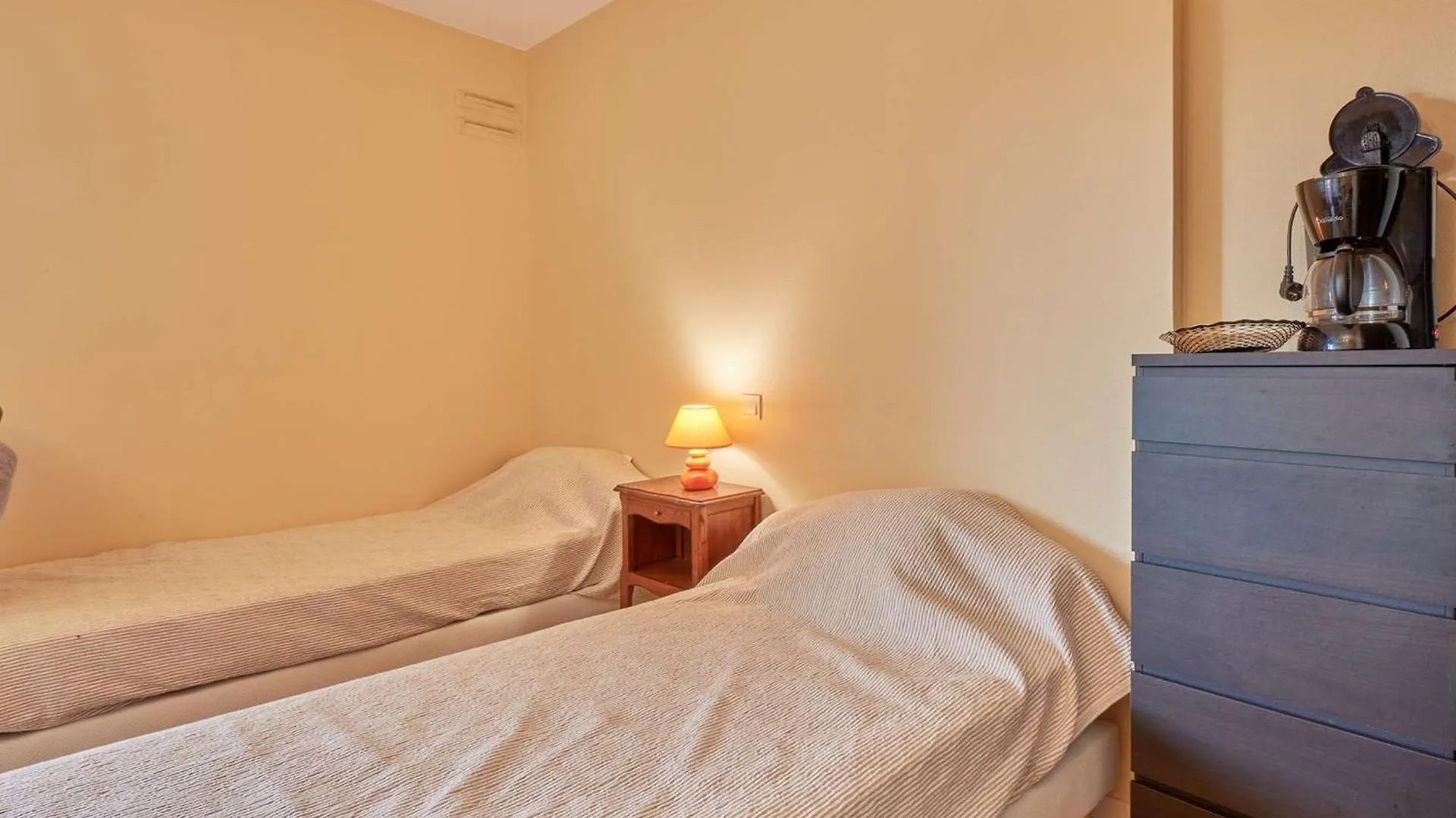 Charmant T1 Bis Avec Balcon, Proche Du Lac De L'Uby, Wifi Gratuit - Fr-1-841-7 Barbotan-les-Thermes Lägenhet